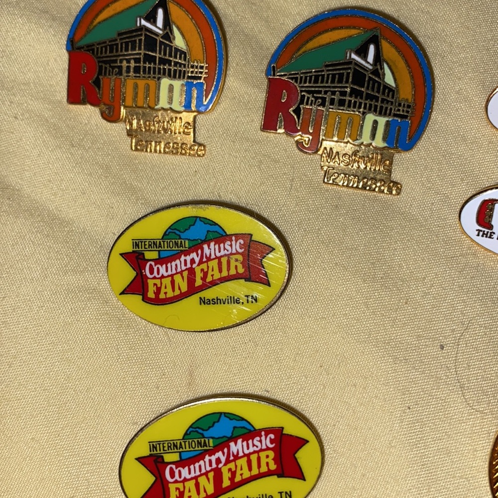 Vintage Collector Pins-NASCAR,Nashville,Olympics,Carnival Cruise,Others- - Picture 4 of 14